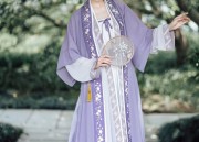 Short Black Cheongsam:Embracing Neo-Chinese Fashion for the Petite Figure