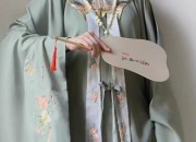 Traditional Chinese Elegance:Young-Style Womens Tang Suit with Golden Silk Velvet