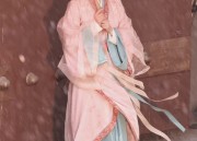 The Sword-Bearing Beauty in Traditional Hanfu Costume