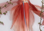 Traditional Cheongsam Women in Summer:A Glimpse into the Beauty of Classic Chinese Dress