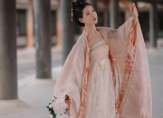 Fashionable Tangzhuang Chinese Style Womens Clothing Set