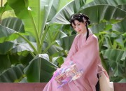 The Red Cheongsam:A Symbol of Success and Triumph