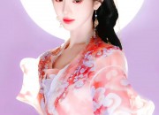 Summer in a Pink Cheongsam:The Elegance of a Traditional Chinese Dress
