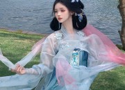 The Enigma of Black Cheongsam Skirts:A Cultural Icon of Elegance and Tradition