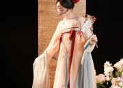 Engaging in Tradition:The Charm of Ma-Face Skirt for an Engagement Ceremony