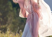 Enhanced Comfort and Style in Cotton Cheongsam:The Evolution of a Traditional Icon