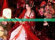 Ink-Colored Cheongsam:A Blend of Tradition and Modernity