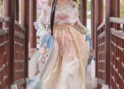 Eighth-Year-Old Girls Journey into Traditional Chinese Hanfu Fashion