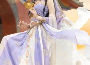 The Splendor of Cheongsam Fashion and High Heels:The Real Cowhide Experience