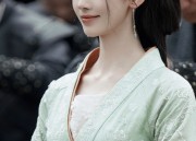 Sleeveless Cheongsam:A Premium Fashion Statement