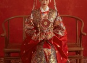 Vibrant Splendor:The Story of Hanfu Red Embroidered Shoes