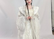 Premium Silk Sang蚕丝旗袍，年轻风尚的长款魅力