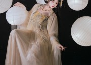Elegant Qipao Accessories:A Complete Outfitting Guide