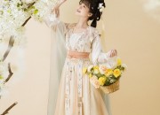 Spring and Autumn Cheongsam Flagship Store:A Premier Destination for Traditional Elegance