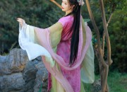 Childrens Classical Cheongsam Performance:A Glimpse into Traditional Elegance