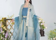 Classic Charm of Cotton-Linen Cheongsam:A Medium to Long Length Tale