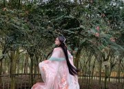 Fiancée’s Cheongsam for Winter:A Guide for Petite Girls