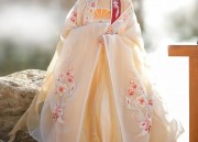 The Enchantment of Childrens Horseface Skirt:A Closer Look at the Short Horse Riding Dress