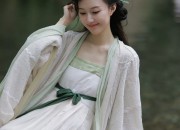 The Revival of Hanfu Fashion:Waist-Grazing Silks of the Jin-Jin Dynasty at an Affordable Price