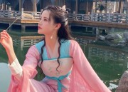 The Convenience of Hair Accessories for the Lazy:Understanding Hanfu Hairpins and Hair Combs