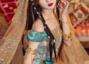 Pavilion of Splendor:The Art of Horseface Skirt,Headwear,and Hair Ribbons