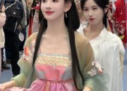 The Rise of Hanfu Fashion Wigs:Embracing Traditional Beauty with Modern Accessories