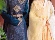 Little Girls in Traditional Gorges Clothes:Winter Fashion Trends in Traditional Chinese Costume
