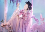 The Rise of Modern Chinese Traditional Horseback Skirt and its Bridal Top