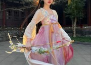 Stylish Cheongsam for Plus-Size Women:Tips to Look Slimmer