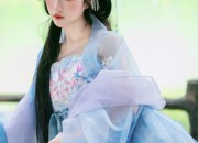 Graceful Cloudlets and Simple Cheongsam:The Charm of Wan Yunxis Qipao Fashion