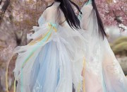 Poetic Gala:The Revival of Hanfu in the Realm of Poetry