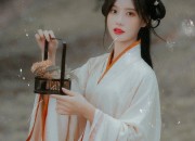 New Chinese Style改良旗袍，Embracing the Elegance of Autumn and Winter in Plus Size