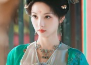 The Evolution of Cheongsam Hair Accessories:The Qipao Hair Clip