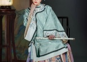 The Rise of Sitings Qipao Fashion:A Closer Look at the Allure of Traditional Chinese Elegance