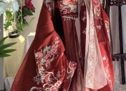 Custom-Tailored Cheongsam for Wide-Hipped and Full-Bodied Figures