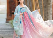 Winter Song-Style Hanfu for Women:A Blend of Elegance and Warmth