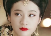 The Equestrian Charm of Ma-Mian Skirt and Ancient Hair Ribbons
