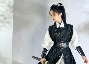 Summer in a Blue Cheongsam:Embracing the Traditional Elegance
