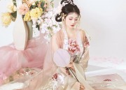 Winter Fashion:Plus-Size Cheongsam Embracing Traditional Elegance