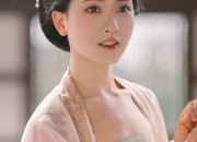 The Splendor of Red Cheongsam with Short Sleeves:A Cultural and Fashionable Journey
