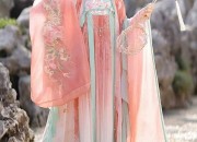 Embroidery Splendor:The Art of the Original Horseface Skirt