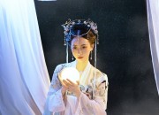 Latest Qipao Styles in Shanghai:Embracing the Ice Silk Revolution