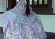 Chinese Womens Tang Costume:Embracing the Essence of Traditional Elegance