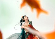 Traditional Tang Costumes:The Enchanting Allure of a Girl in Chinese Splendor