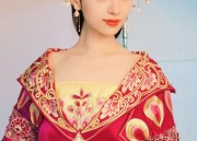 The Magnificent Empress of Hanfu Fashion:Cool,High-Powered,and Unapproachably Chic
