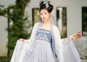 Childrens Ancient Hair Accessories:A Glimpse into Traditional Costume