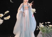 Embracing the Ethereal Elegance of V-neck Cheongsam Skirts