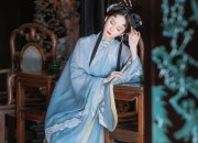 Embracing Summer in a Splendid Heavy-Stitched Cheongsam with Embroidery