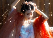 The Splendor of Silk Satin Cheongsam:A Blend of Tradition and Elegance
