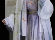The Evolution of Cheongsam:The Art of Tea and the Craftsmanship of a Traditional Chinese Dress
